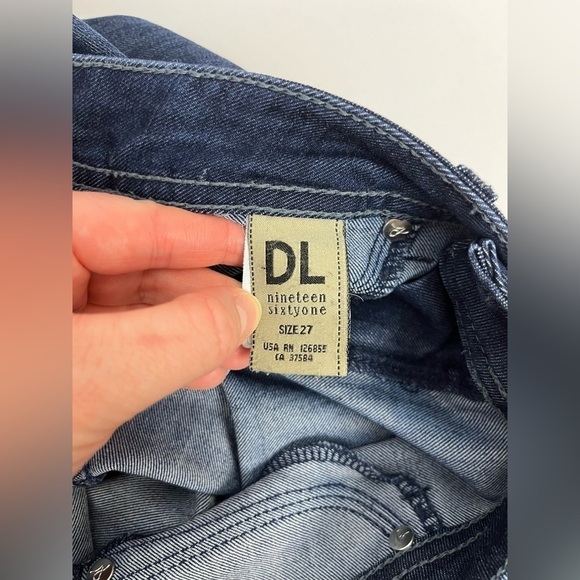 DL1961 Women’s Emma Legging Jeans Bloom Dark Wash - Picture 4 of 6